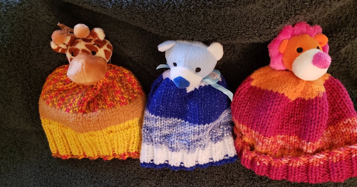 Diana natters on about machine knitting: "Top This" Hat Kits
