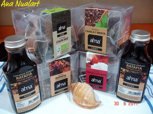  FLAN DE RATAFIA / NÍSPEROS RELLENOS DE NATA 