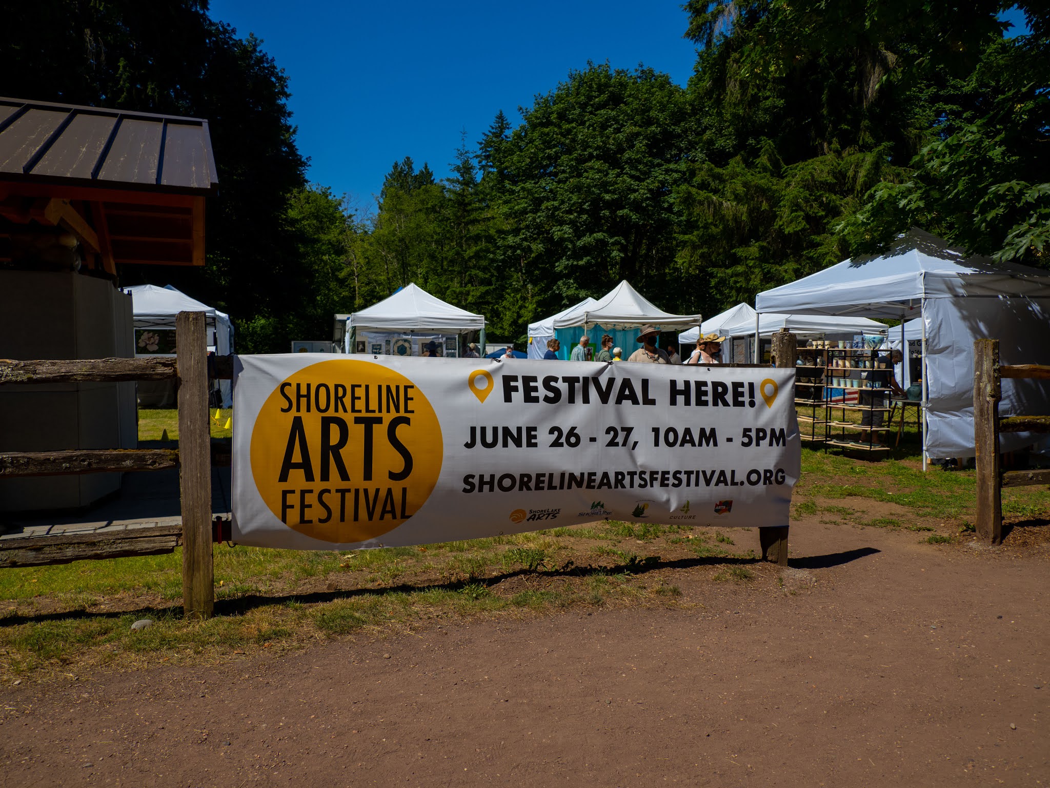 Shoreline Area News Shoreline Arts Festival finishes under the trees