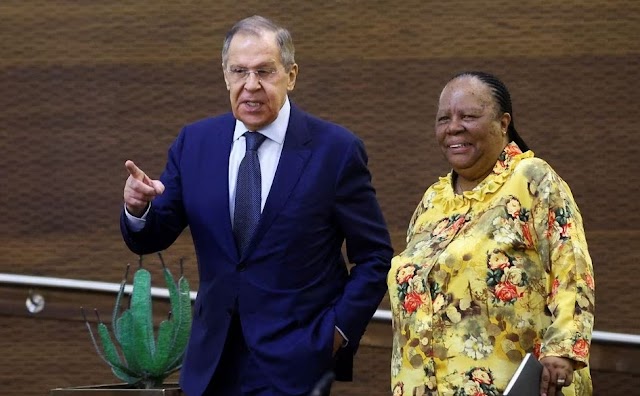 Afrique australe : Prétoria, au centre d'un jeu d'influences russes et américaines (Reuters)