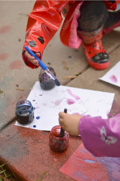 Turn rain into rainbows with this easy paint recipe for kids! #rainpaintingkids #rainpaint #paintrecipeforkids #rainydayactivities #growingajeweledrose #activitiesforkids