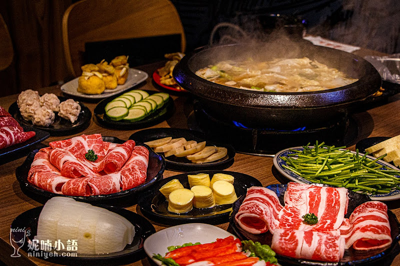 【新北板橋美食】雅香石頭火鍋。人氣爆棚的超強深夜食堂