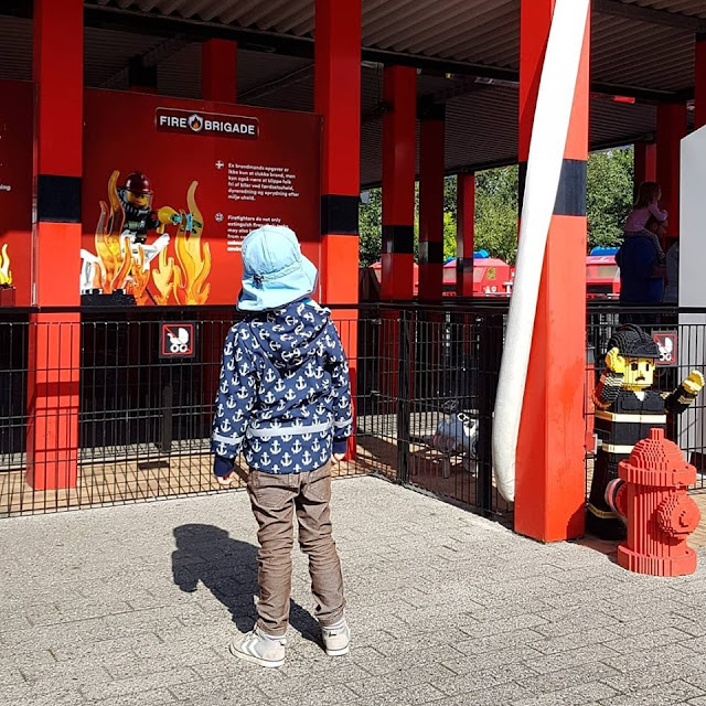 10 Tipps für den Besuch des Legoland Billund mit Kindern. Ein Ausflug ins dänische Billund sorgt für einen tollen Tag!