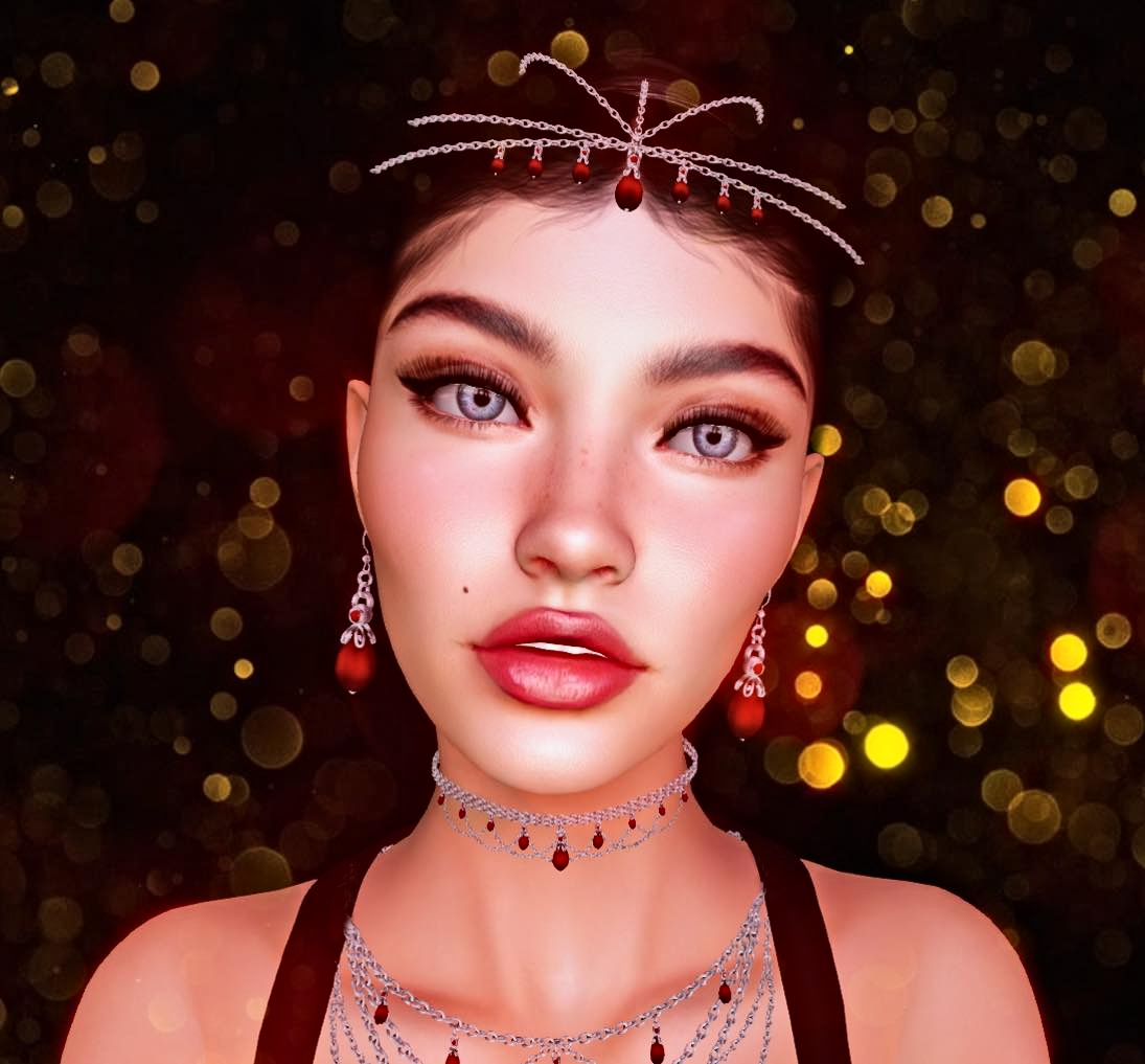 LOGO anniversary Gift Chelsea Head