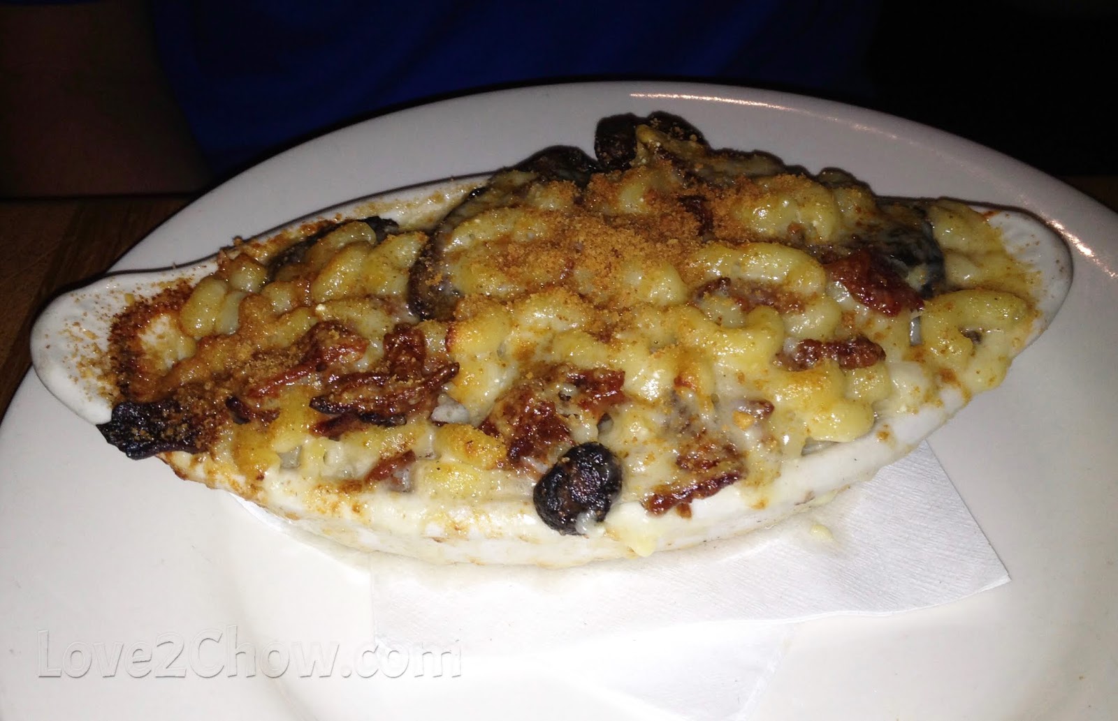 Baked Macaroni and Cheese Bliss in a Dish Love2Chow