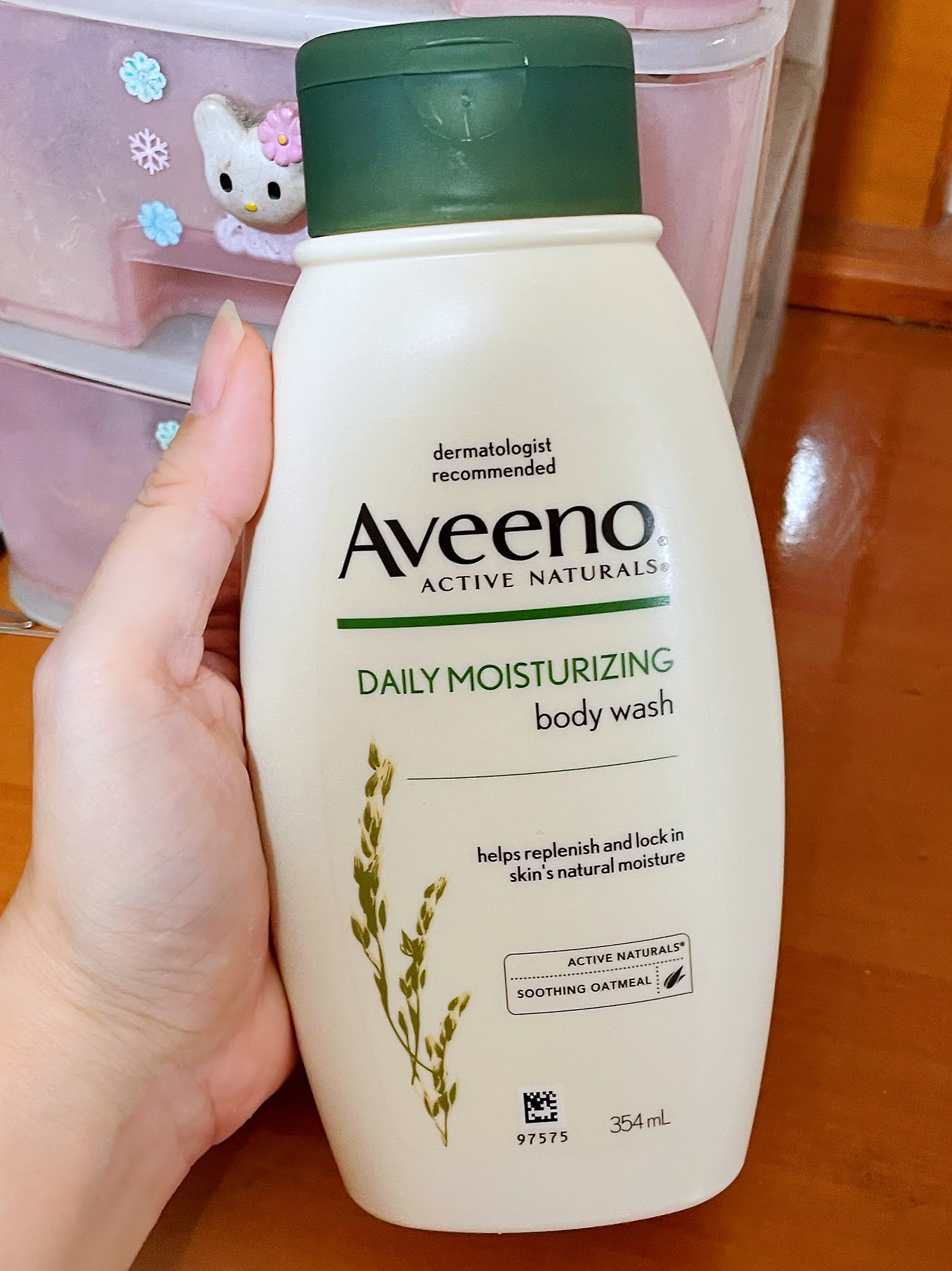 Try & Review] Aveeno Daily Moisturizing Body Wash + Aveeno Daily  Moisturizing Lotion + Aveeno Skin Relief Moisturizing Cream