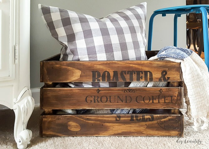 How To Antique A New Wood Crate (Hiding In Plain Sight) DIY Beautify make a new crate look old - How To Antique A New Wood Crate (Hiding In Plain Sight) DIY Beautify
