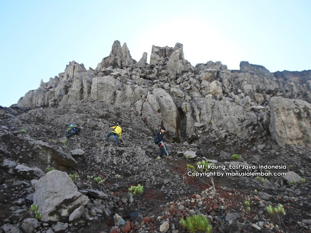 Jalur pendakian gunung raung via kalibaru