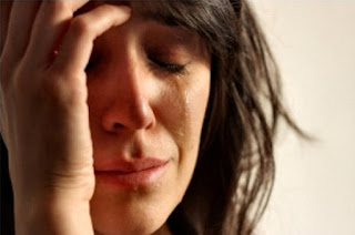 Woman-crying-2