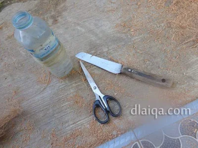 benang nilon, gunting dan pisau