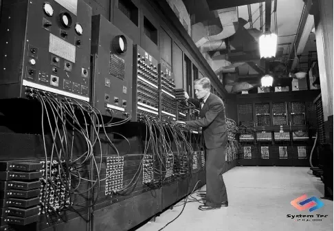 eniak computer - هو أول كمبيوتر في العالم eniak computer - هو أول كمبيوتر في العالم