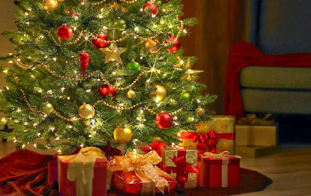 Christmas Tree Decoration Christmas Tree Decoration