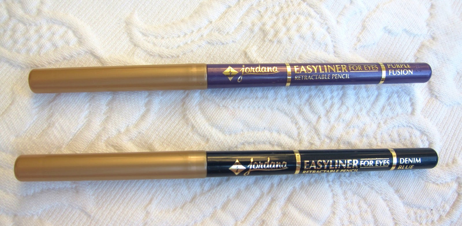 BEAUTIFUL CANVAS Jordana Easyliner For Eyes Retractable Pencil Review