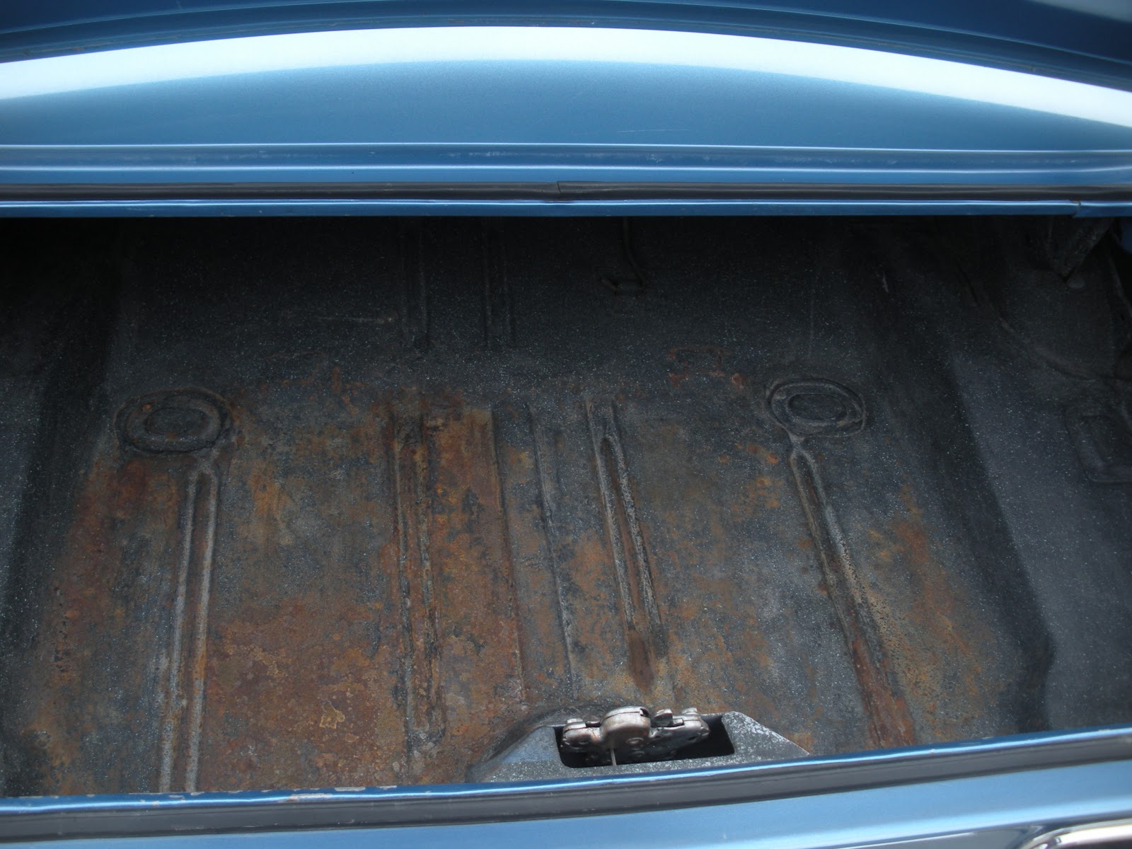 L30/M20 1967 Camaro The Trunk