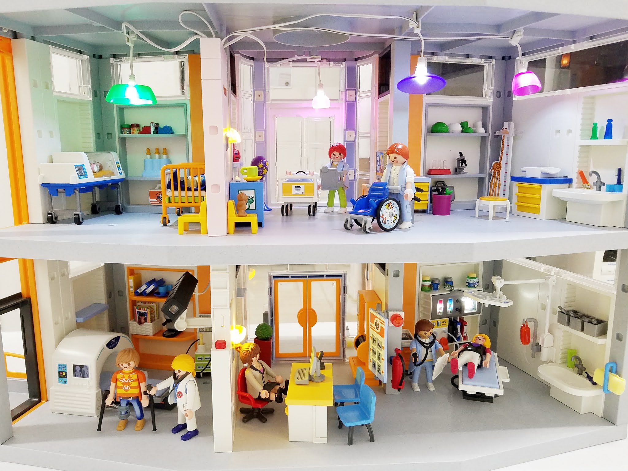 【高評価人気】 Playmobil Hospital Large Hospital 並行輸入 zxc41ad43b096