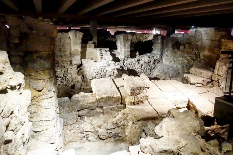Crypte Archéologique De L'île De La Cité Paris : Crypte archéologique de l'Ile de la Cité, de Lutèce au Paris