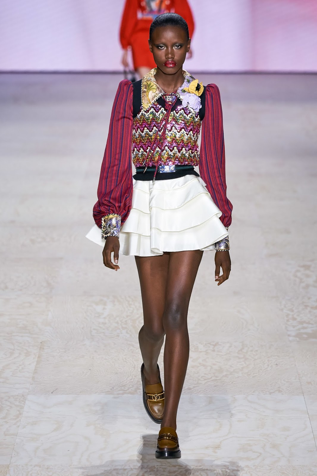 MIXING IT UP ON THE RUNWAY: LOUIS VUITTON