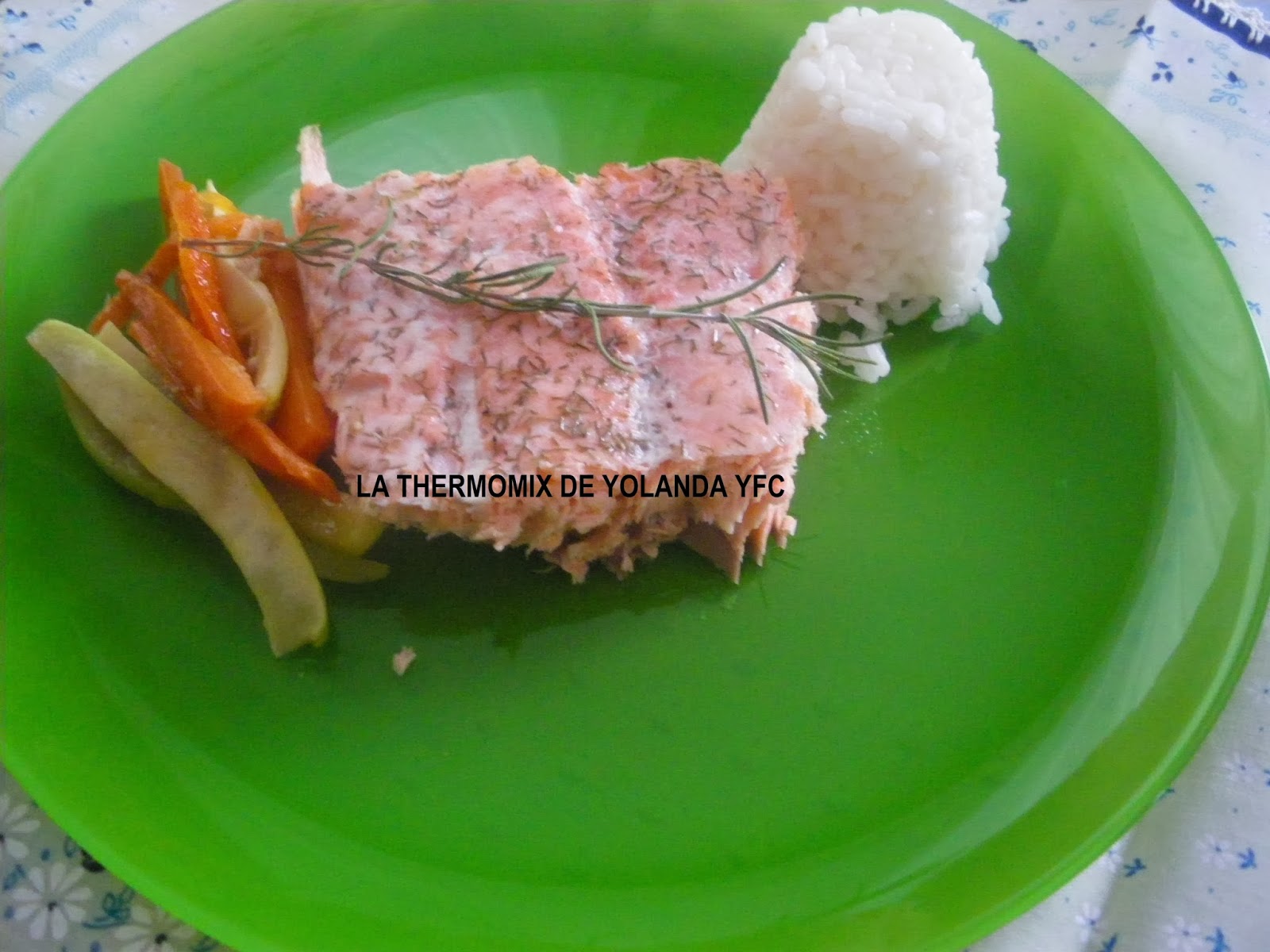 La Thermomix de Yolanda SALMÓN EN PAPILLOTE AL ENELDO