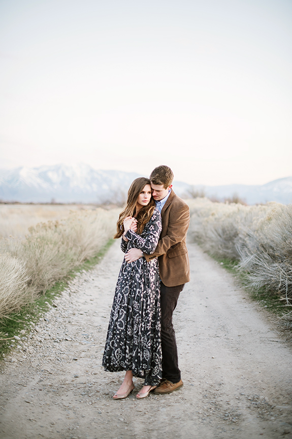 S.W. Portraits: Gorgeous Couple!