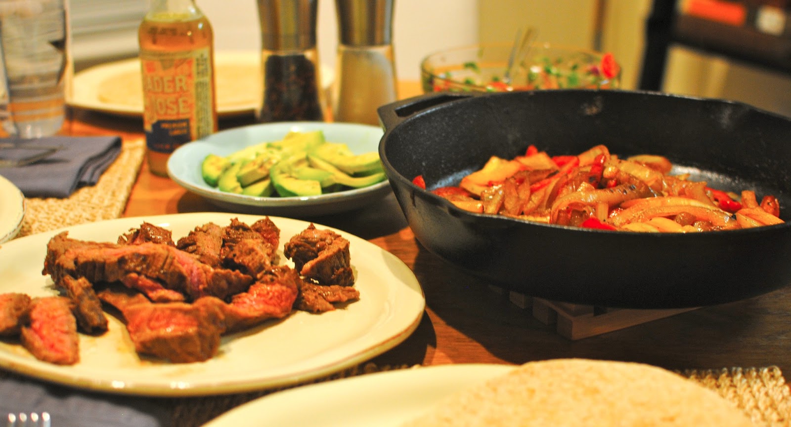 Citrus Chipotle Fajitas and Pico de Gallo Sparkle & Stir