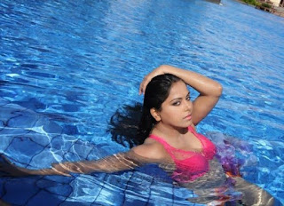 Rachana Maurya Hot Bikini Pics From Jagathjentri Movie