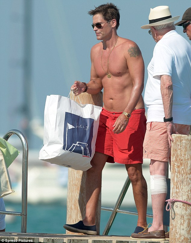 kenneth in the (212): Rob Lowe, Shirtless at 51