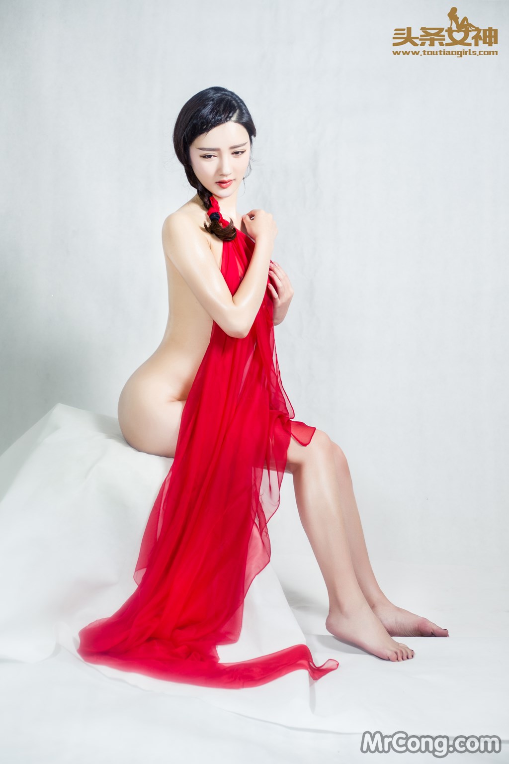 TouTiao 2016-06-25: Model Guo Wan Ting (郭婉婷) (43 photos) photo 1-13