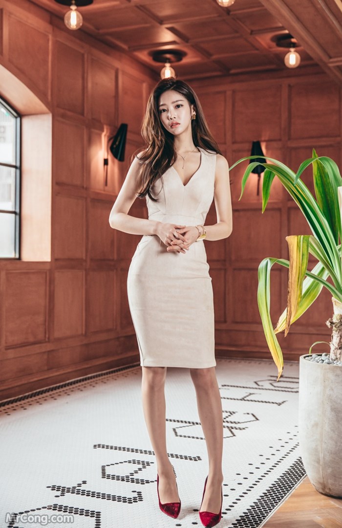 Beautiful Park Jung Yoon in the January 2017 fashion photo shoot (695 photos) photo 2-19