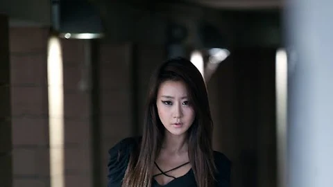 Park Hyun Sun Sexy in an Underpass