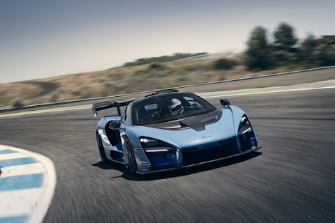 10 mẫu xe thể thao V8 tăng tốc nhanh nhất thế giới