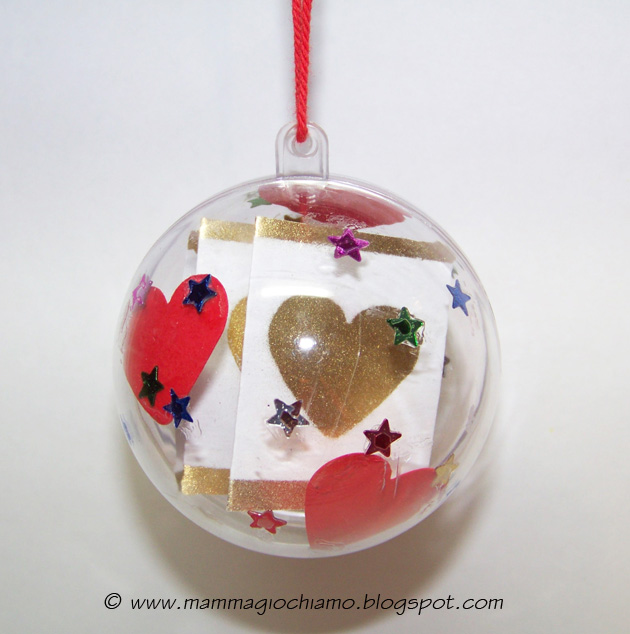 MammA GiochiaMo?: Addobbi di Natale: gli auguri in una pallina trasparente