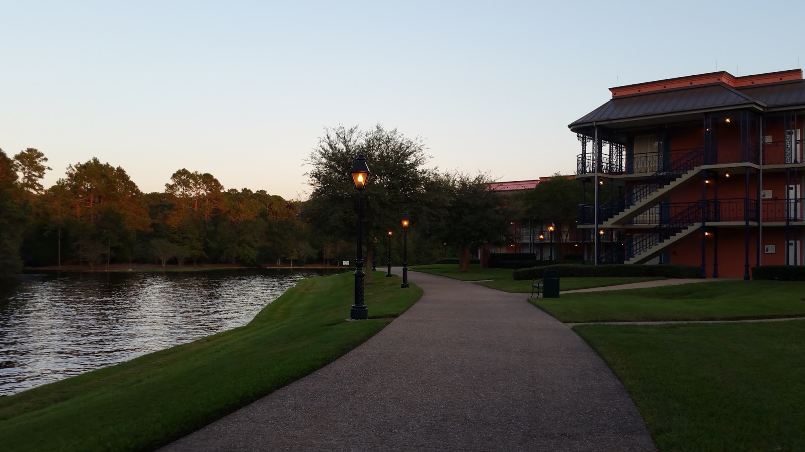 Travel Time Port Orleans French Quarter...a review of the Disney World Moderate Resort Travel Time Port Orleans French Quarter...a review of the Disney World Moderate Resort