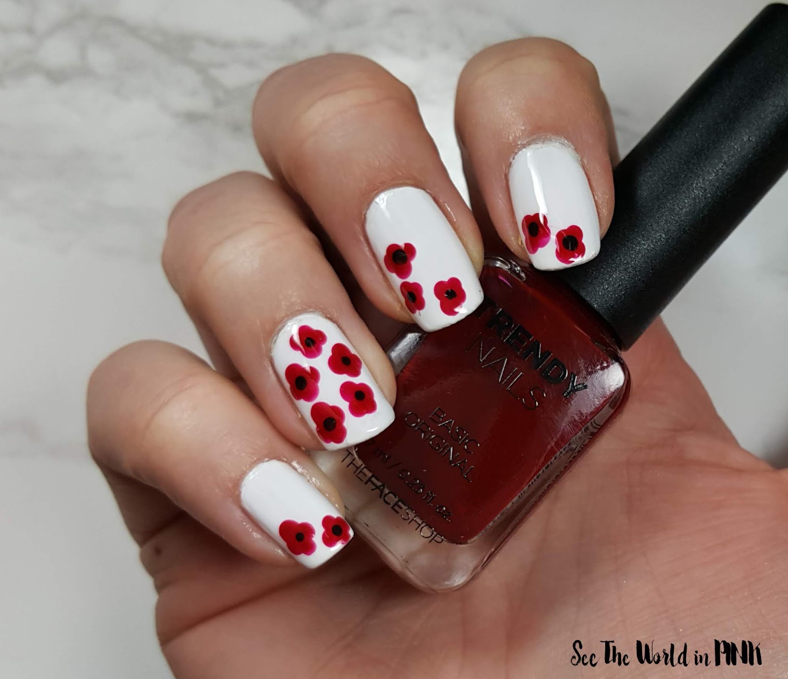 Manicure Sunday - Remembrance Day Poppy Nails 