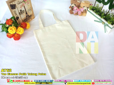 Tas Kanvas Putih Tulang Polos