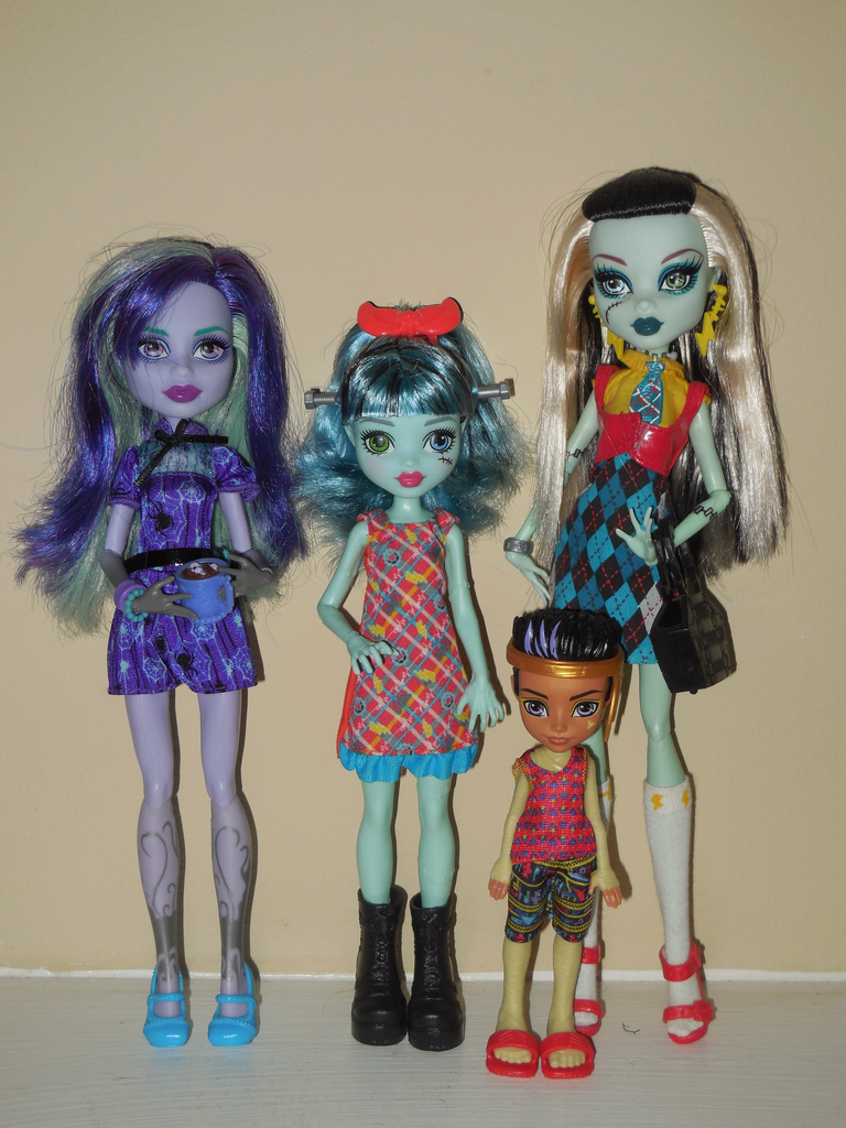alivia stein doll