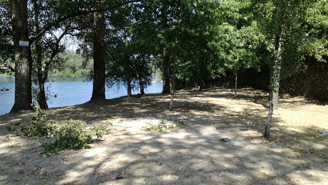 Entrada da Zona Fluvial de Navarra Entrada da Zona Fluvial de Navarra