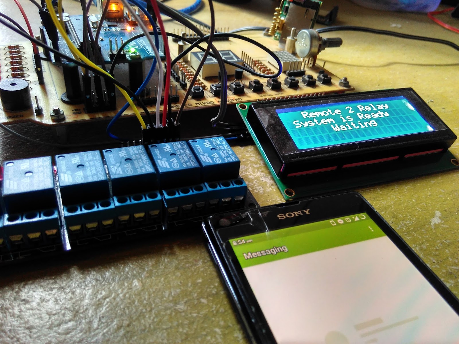 Kontrol 4 Channel Relay menggunakan SMS dengan Feedback