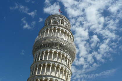 Leaning Tower Of Pisa : Leaning Tower of Pisa - Wikipedia / Taxis are plentiful as well, and the ride isn't very long.