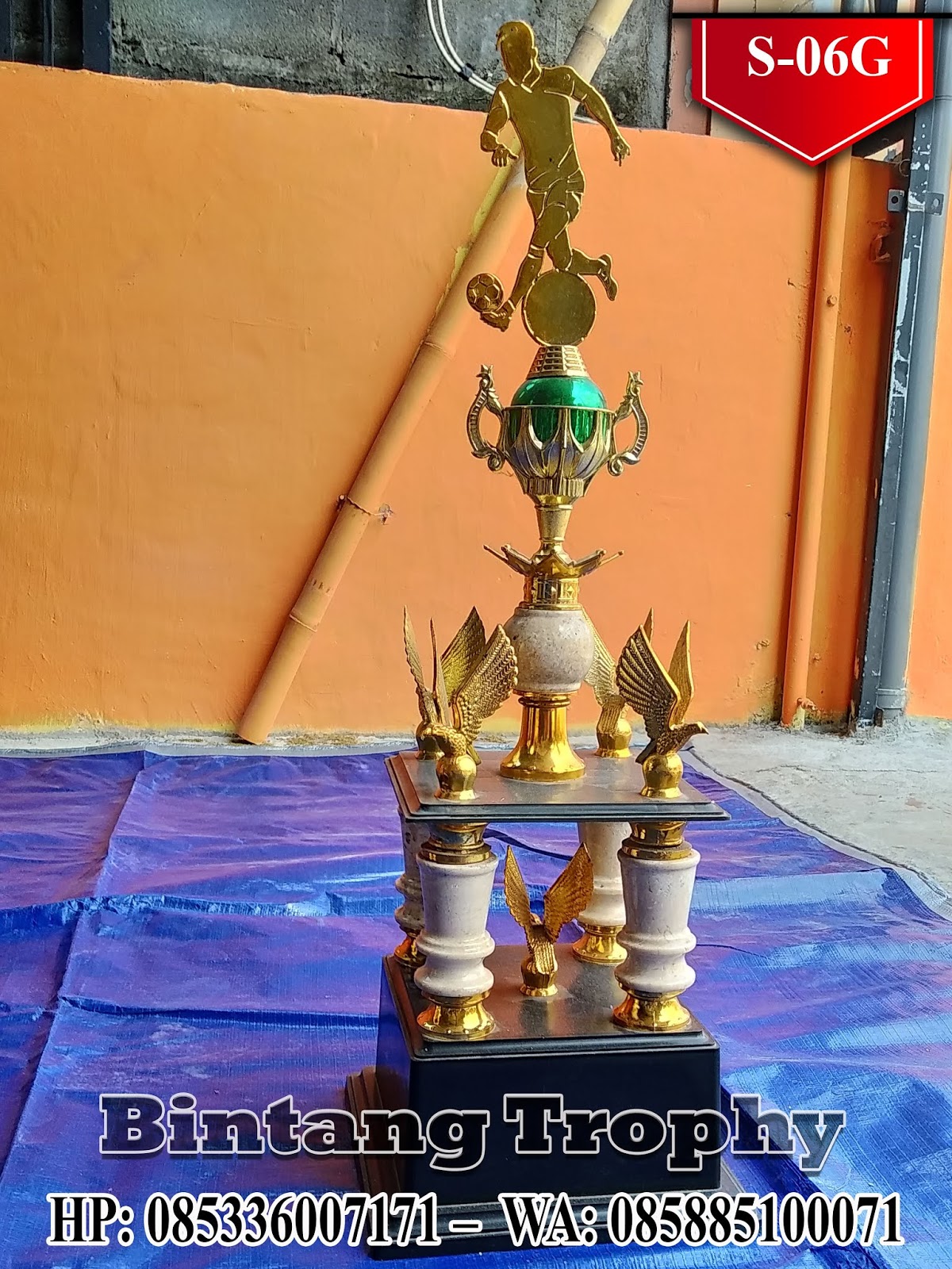 Toko Piala  di Tulungagung Harga Piala  Bola Voli Trophy 