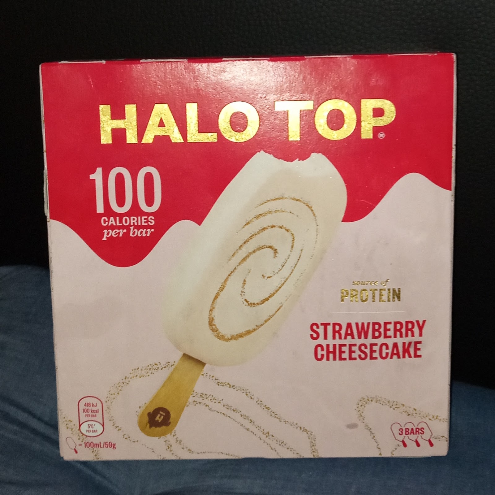 Supersupergirl's Food Reviews [Review] Halo Top Strawberry Cheesecake Bar