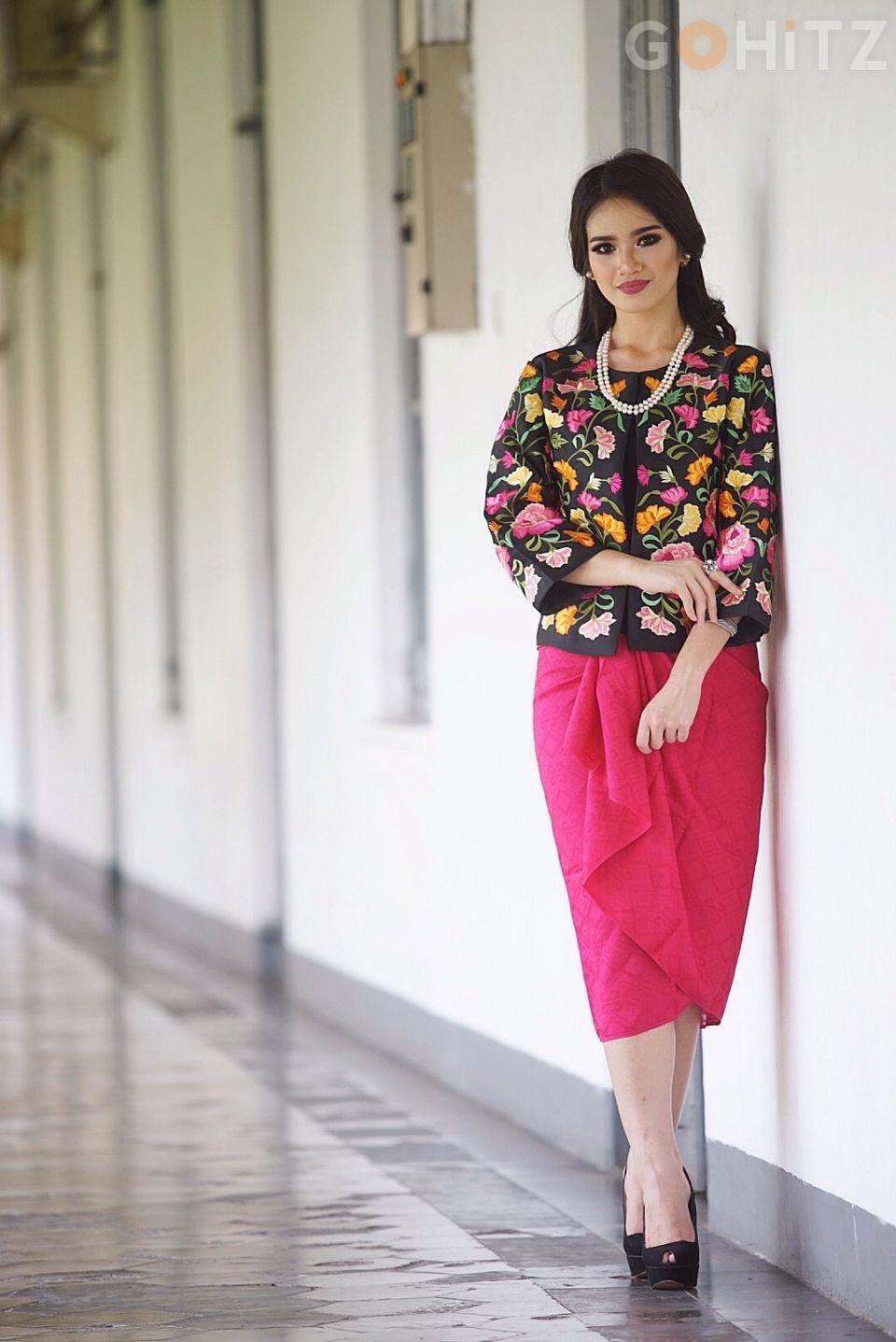 50 Inspirasi Model Kebaya Encim Modern  Jual Dress Brokat  Baju