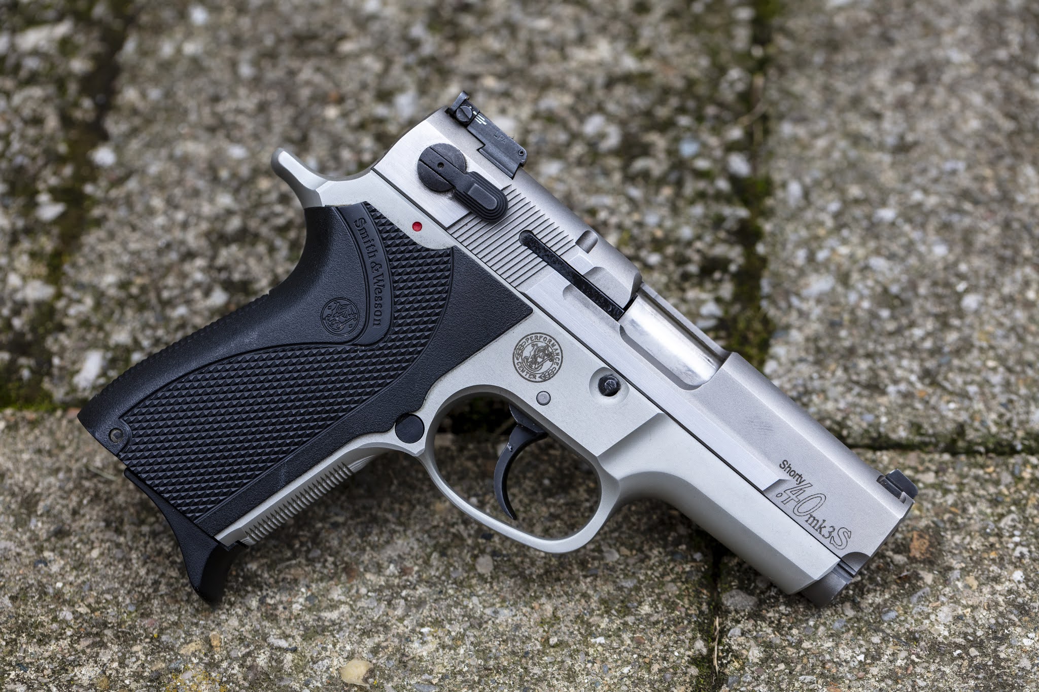 The Arms Room Sunday Smith 67 PC Model 4006 Shorty .40 Mk3S, 1996