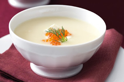 Potato & onion soup with sour cream meal ideas Potato & onion soup with sour cream meal ideas