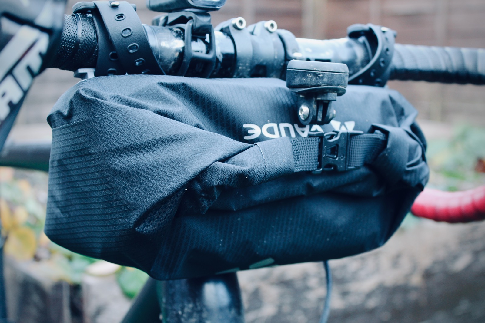 Vaude Aqua Box Light Handlebar Bag Review Vaude Aqua Box Light Handlebar Bag Review