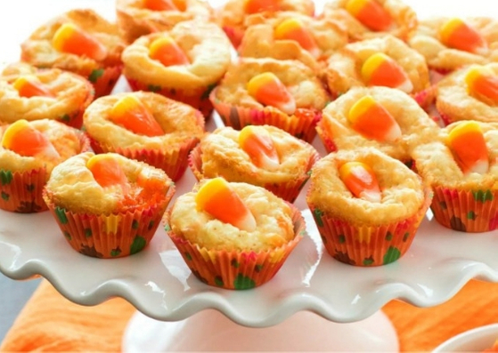 WHITE CHOCOLATE CANDY CORN COOKIE CUPS
