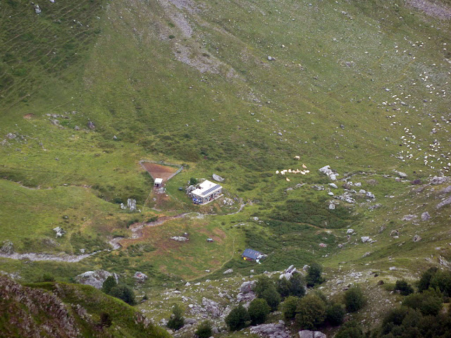 PEQUEÑO PICO DE ANSABERE, 2.250m (Dos agujas míticas) P1200362%2B%2528FILEminimizer%2529