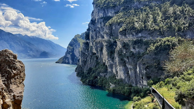 lago di garda escursioni sentieri panoramici