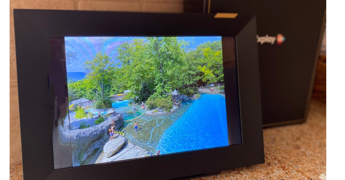 Nixplay Smart Photo Frame Touch Screen Review The Jersey Momma