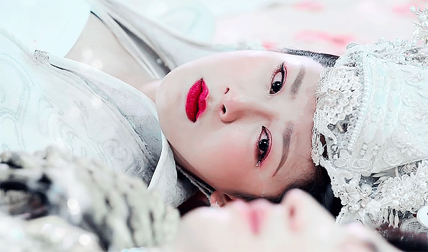 %25ED%2596%25A5%25EB%25B0%258043%2B%2528