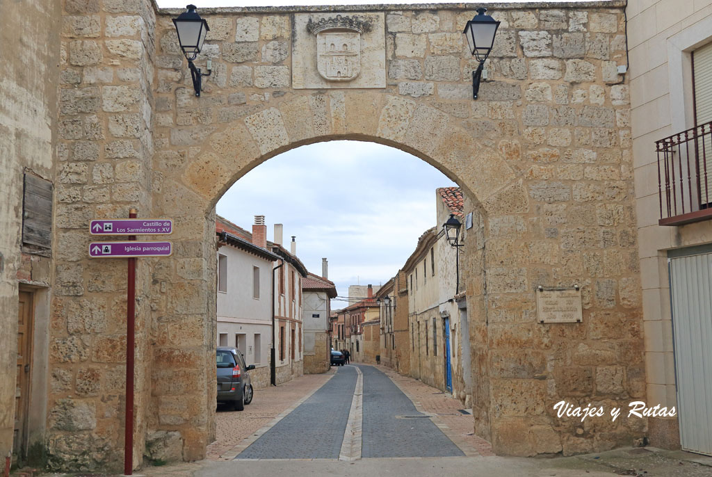 Arco de Fuentes de Valdepero